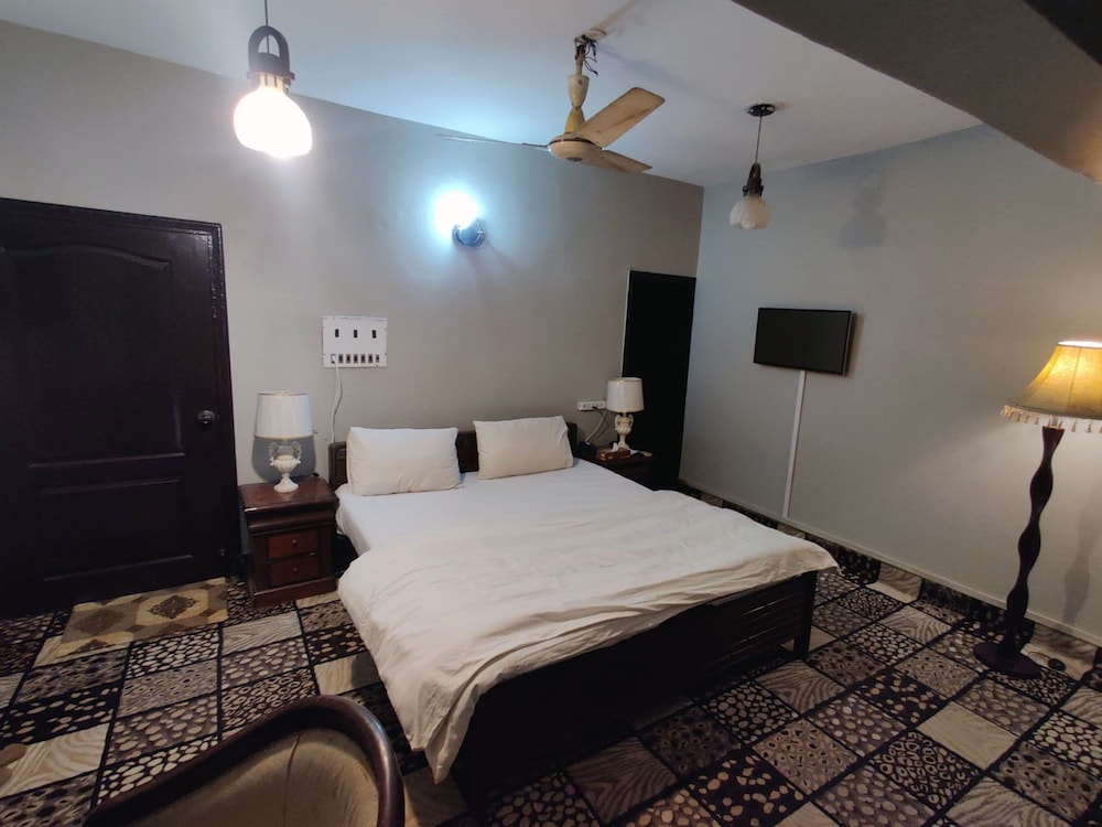 Exclusive Room, 1 Bedroom, Smoking, Park View