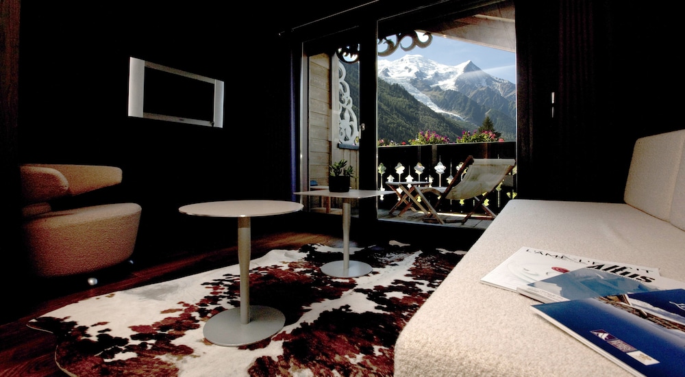 Deluxe Double Room, Fireplace, Mountain View (Mont Blanc)