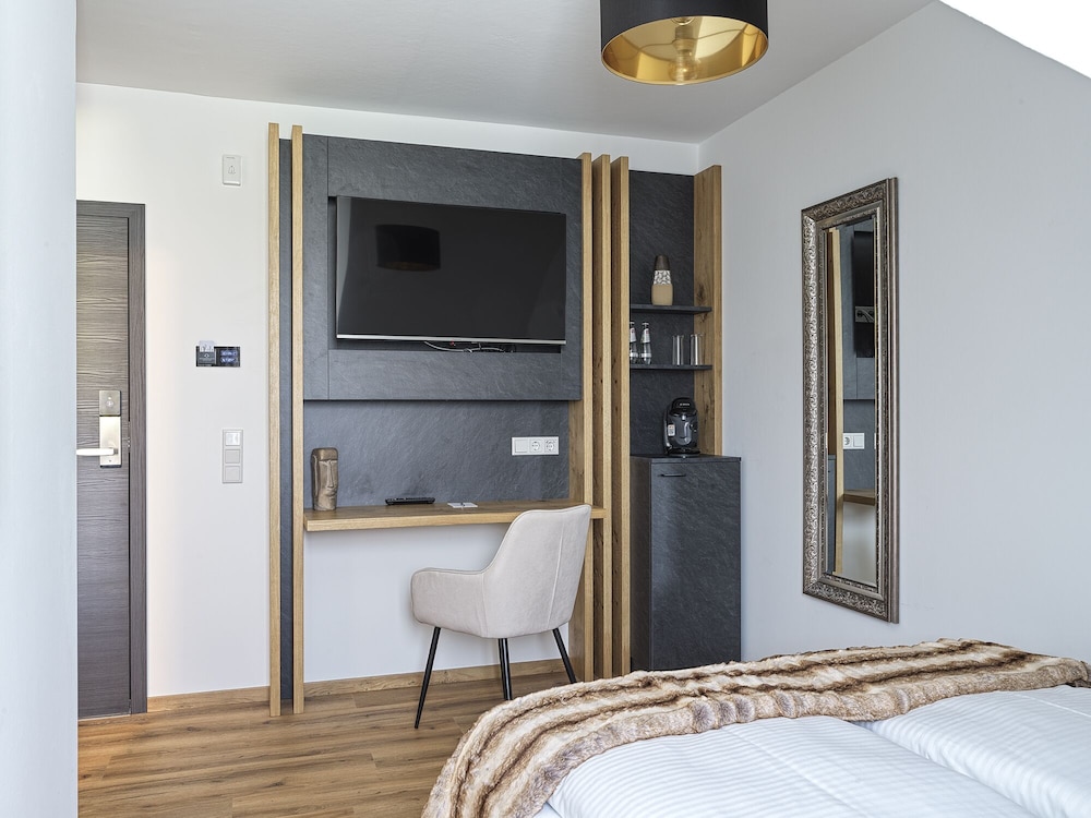 Studio, Ensuite (mit seitlichem Seeblick) - Photo 1