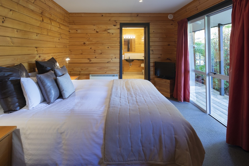 Grand Suite, Accessible, Mountain View photo 1
