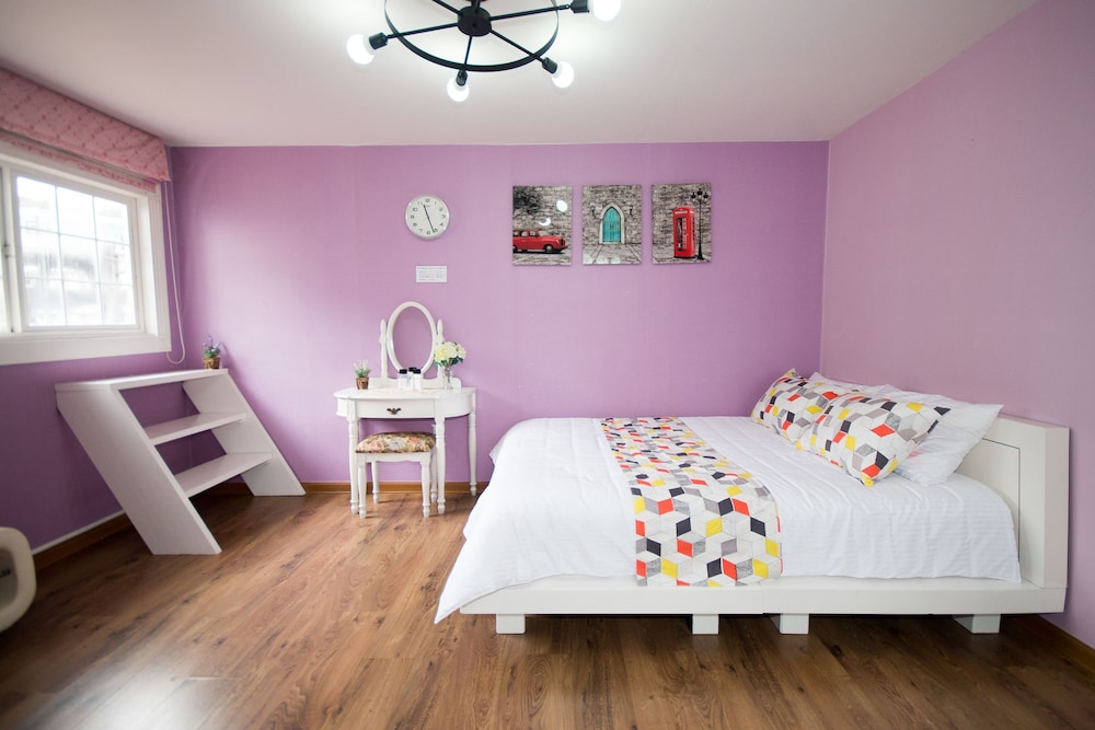 Room, Ocean View (#203, Barbecue Grill, Pilgrim Wing)