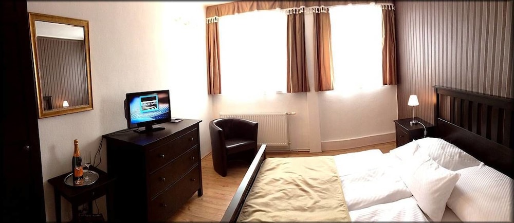 Comfort Double Room, 1 Bedroom (With Extra Bed) photo 1