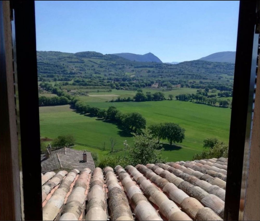 Classic Double Room, Valley View photo 3
