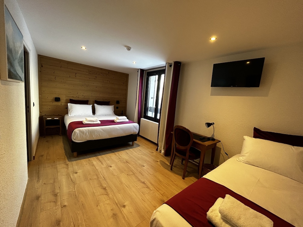 Classic Triple Room - Photo 1