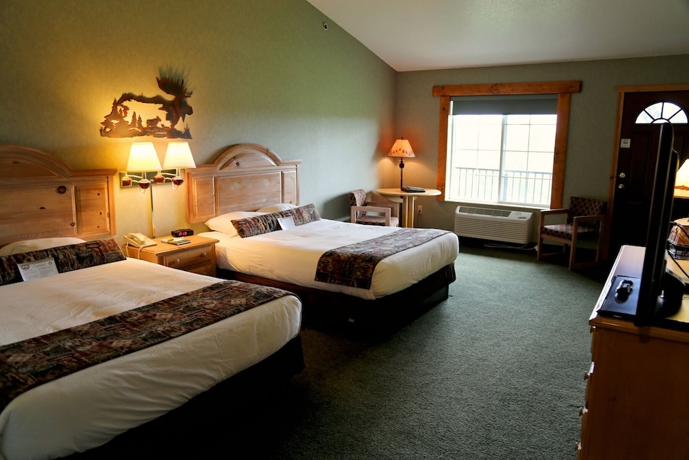 Standard Room, 2 Queen Beds photo 3