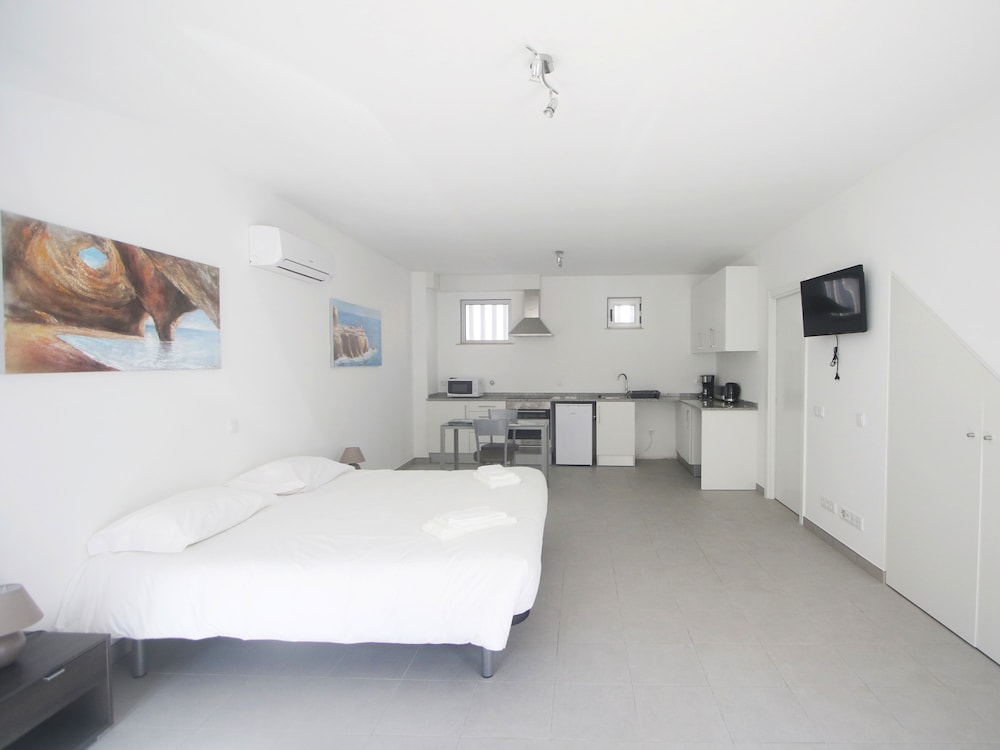 Suite, Private Bathroom (Suite 1) - Photo 4