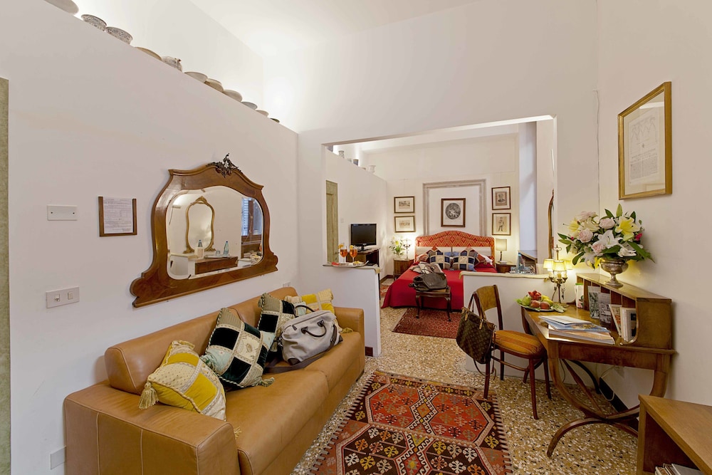 Deluxe Double Room photo 1