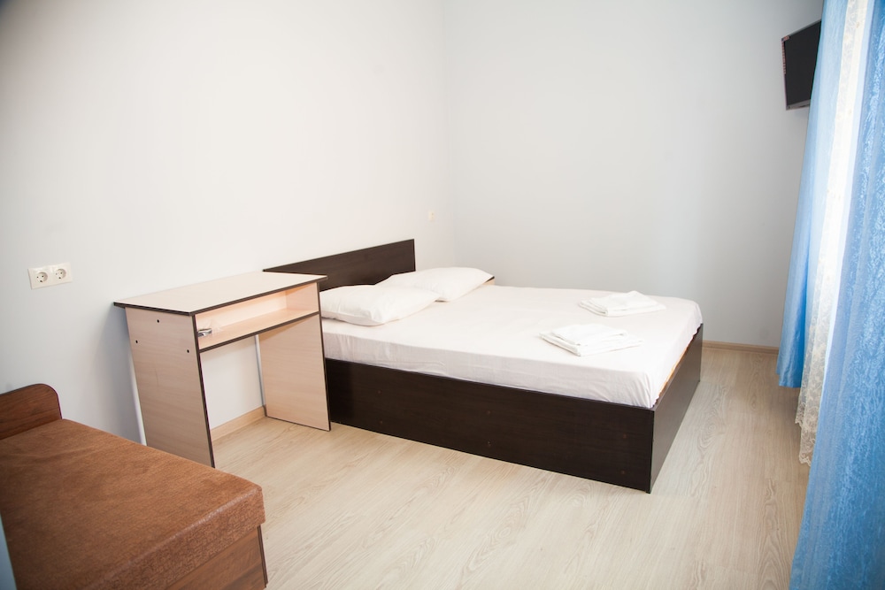 Standard Double Room photo 2
