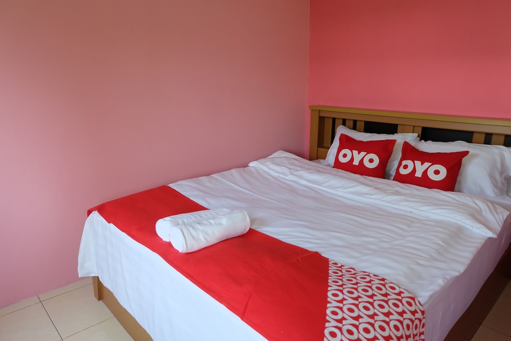 Deluxe Double Room - Photo 21