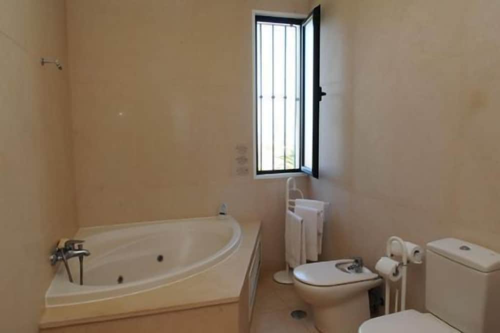 Villa, 4 Bedrooms, Private Pool, Ocean View photo 3