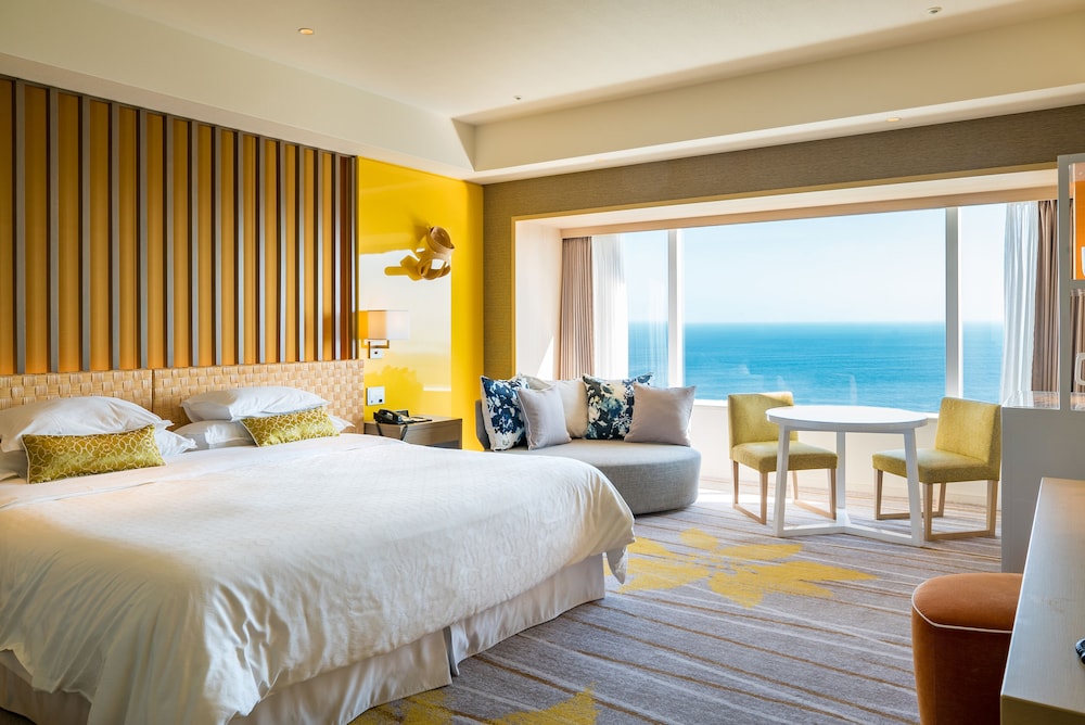 Club Double Room, 1 King Bed, Non Smoking, Executive Level