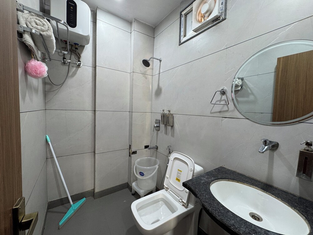 Quadruple Room, City View