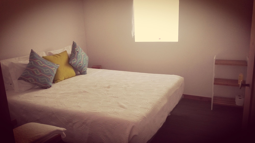 House, 2 Bedrooms photo 1