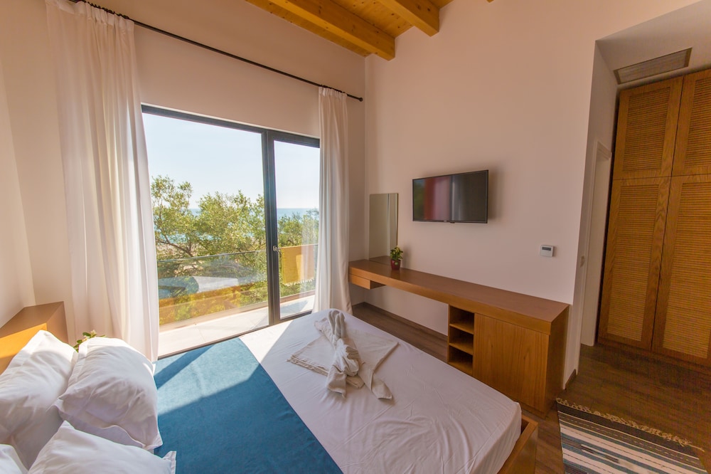 Family Room, Balcony, Sea View