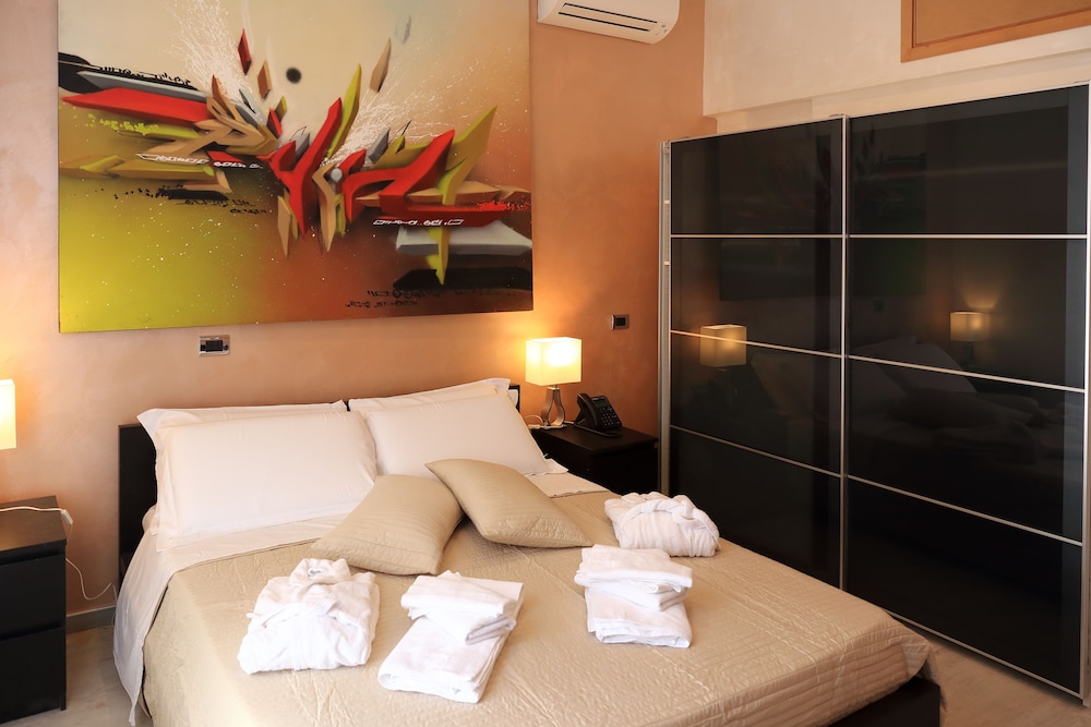 Classic Double Room, City View
