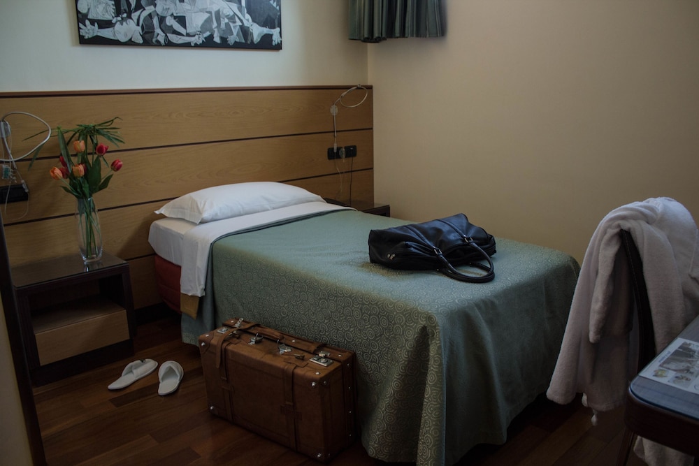 Economy Room, 1 Twin Bed, Annex Building photo 3
