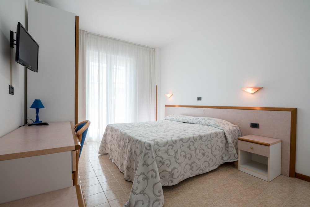 Standard Quadruple Room photo 1