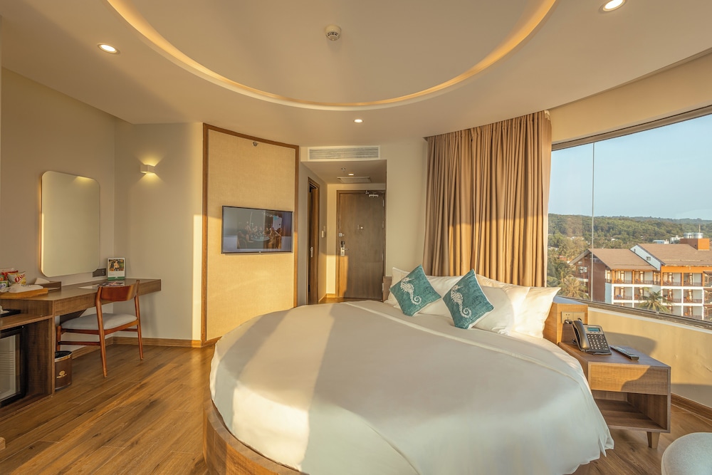 Premium Sunset Ocean Panorama - Photo 3