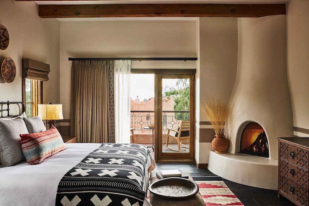 Suite, 3 Bedrooms (Casita) - Photo 8