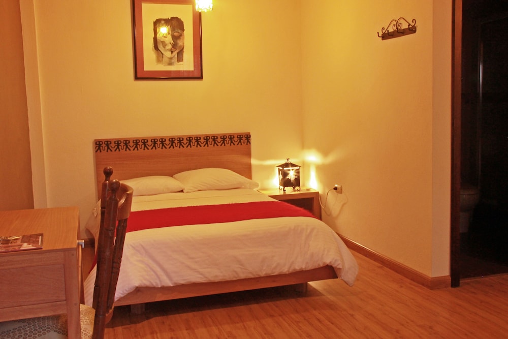 Family Room, Multiple Beds, Non Smoking, Garden View (6 People) photo 1