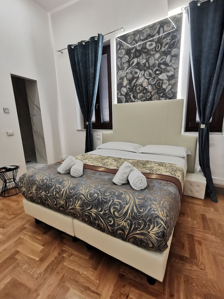 Luxury Double Room photo 3