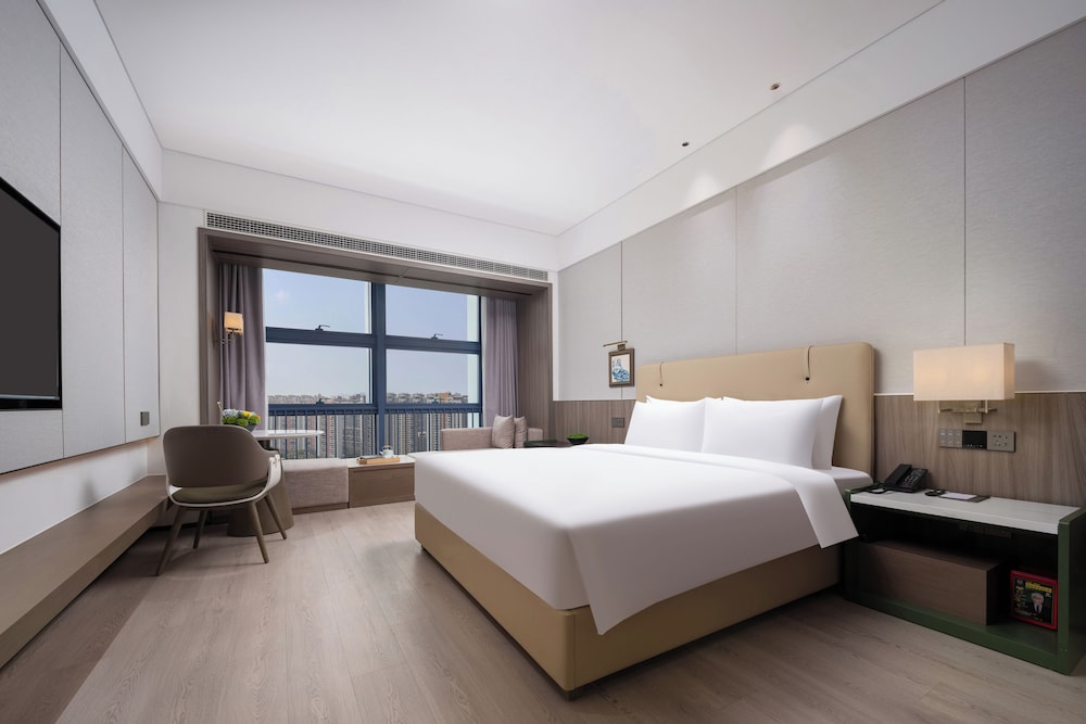 Yihe Luxury King Room