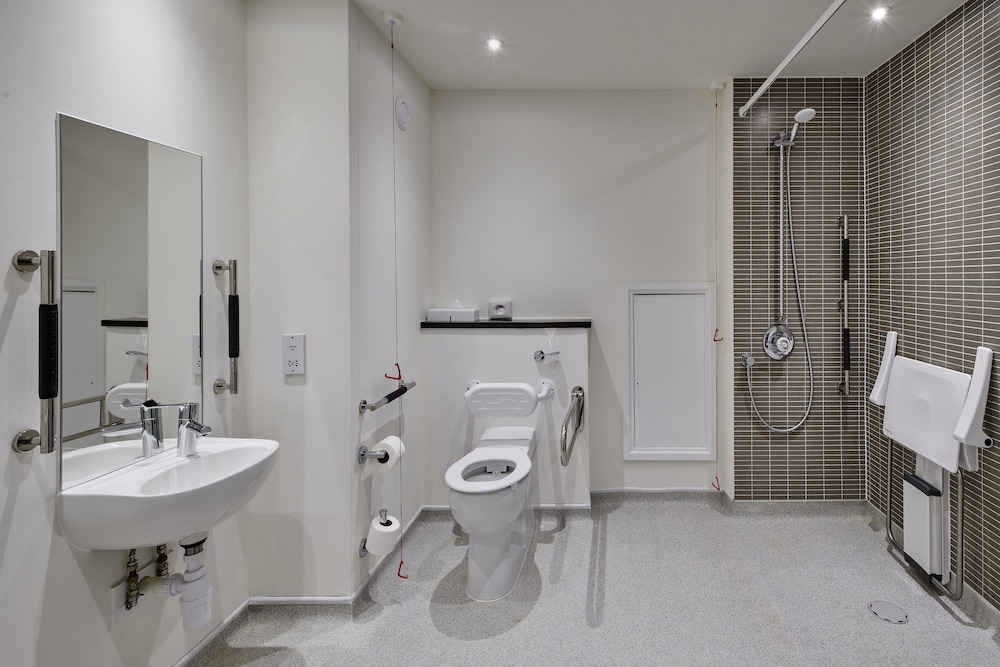 Standard Room, 2 Twin Beds, Accessible - Photo 1