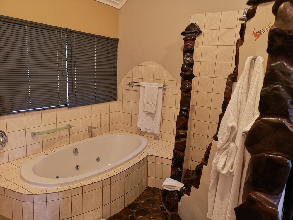 Deluxe Room, River View (Lodge) photo 3