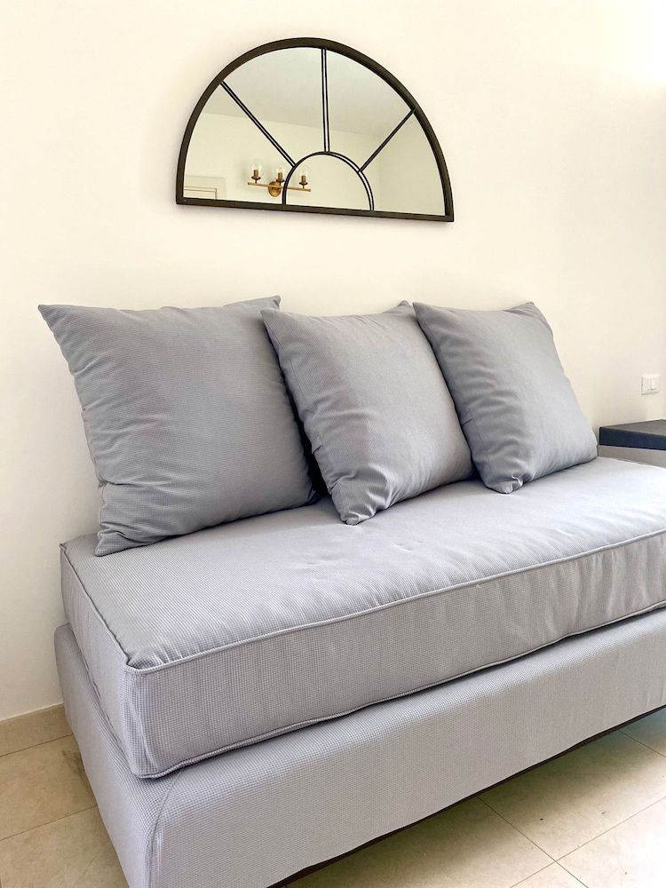 Deluxe Suite - Photo 3