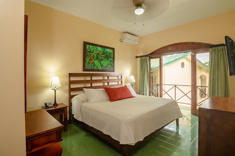 2 Bedroom Garden View Condo