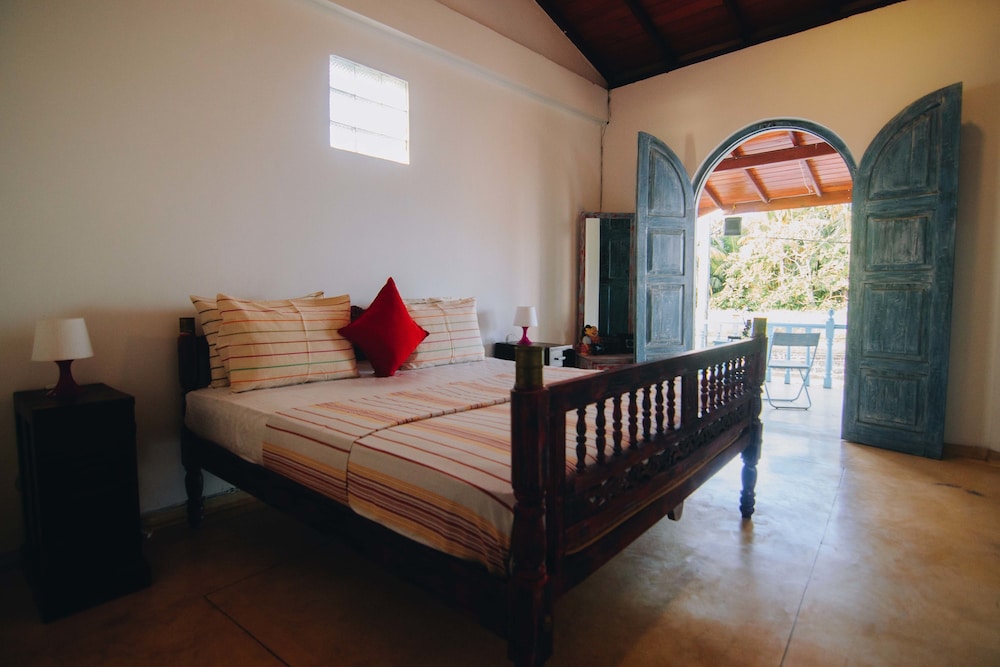 Luxury Double Room, 1 Queen Bed, Non Smoking, Sea View photo 2