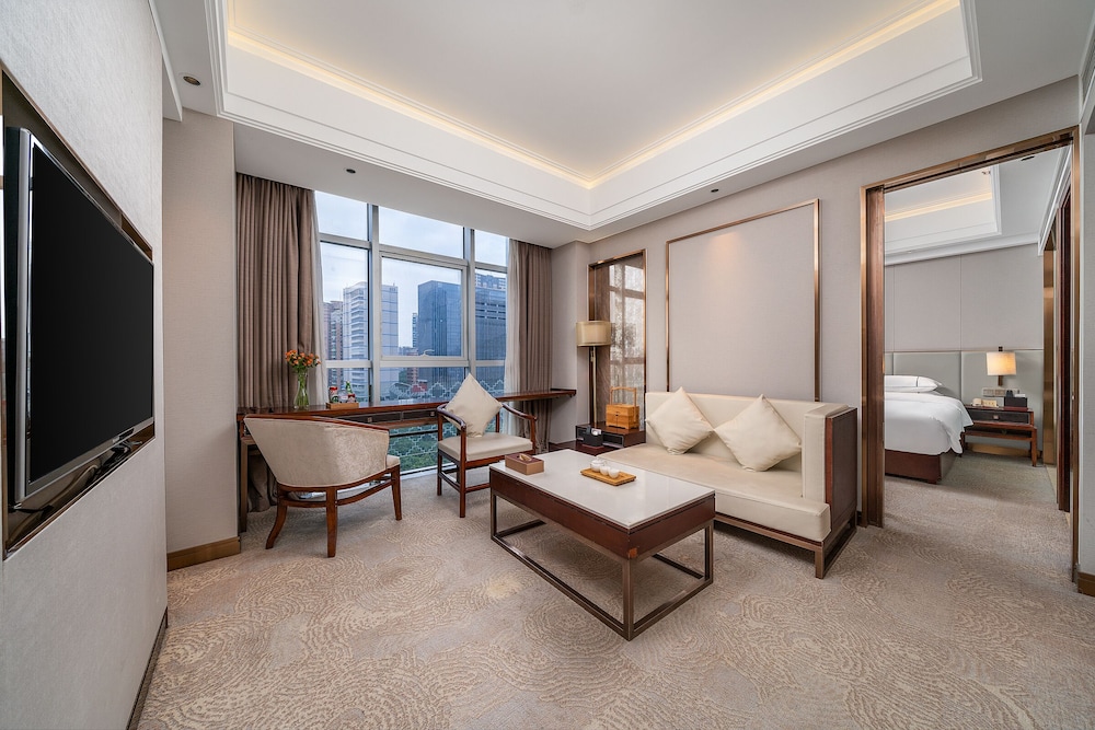Executive Studio Suite, 1 Queen Bed