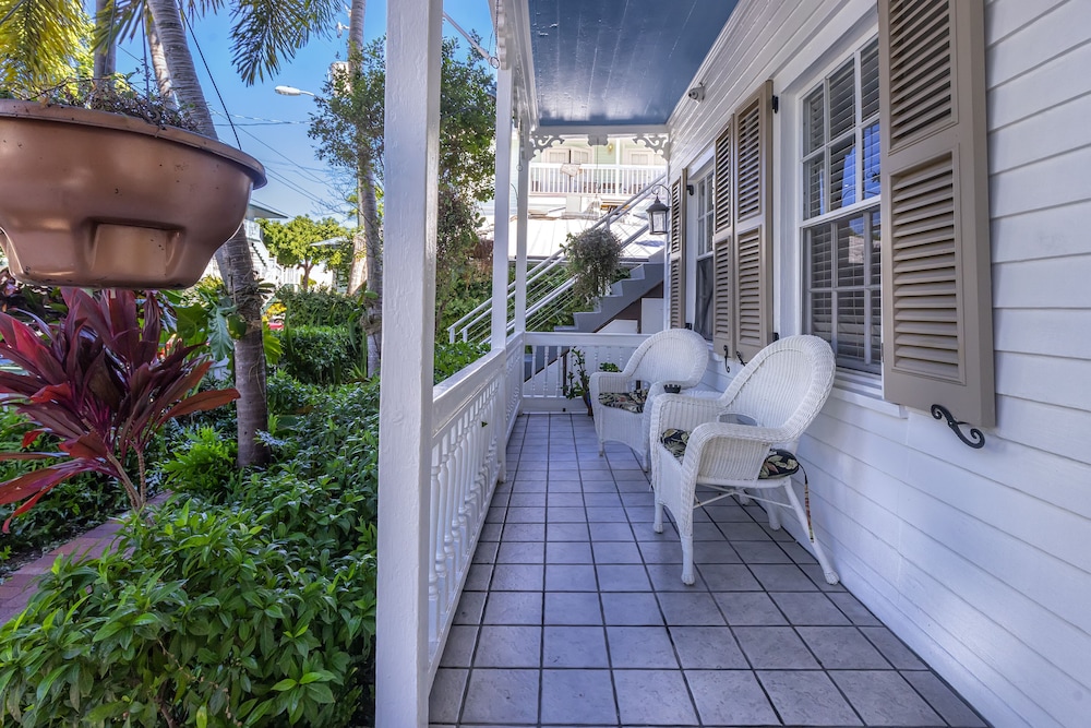 Luxury Room w/porch, 1 King Bed - Adult Exclusive