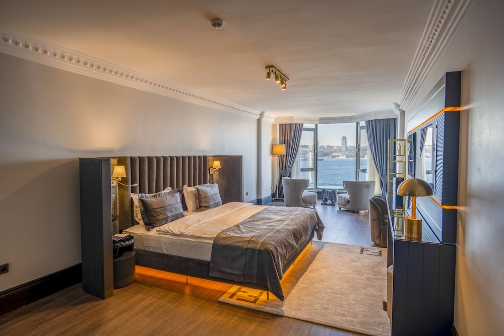 Deluxe Double Room With Bosphorus View photo 1