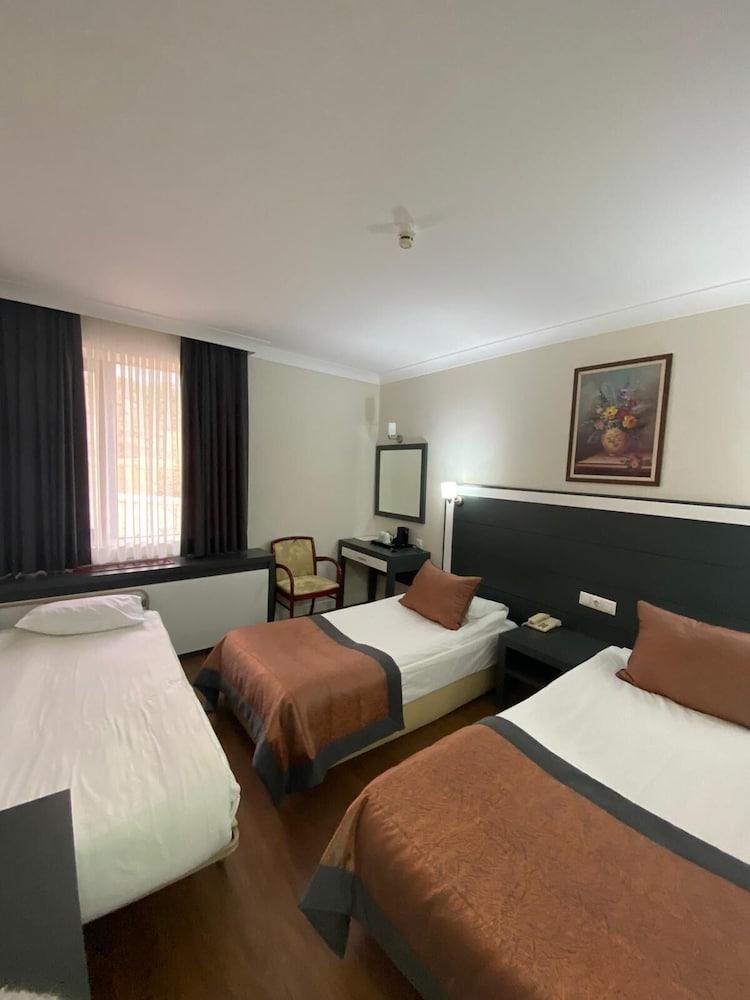 Standard Triple Room photo 1