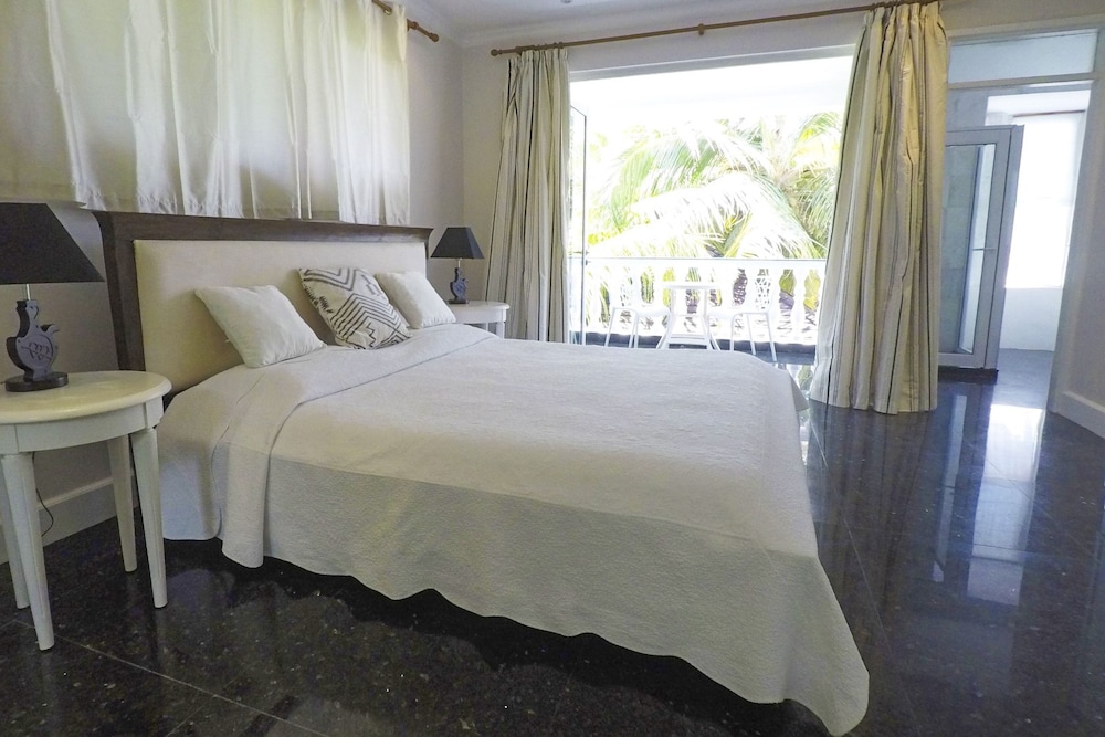 Deluxe Villa photo 2