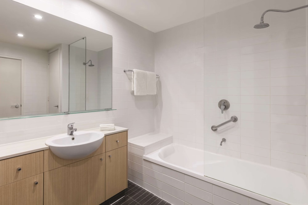 Premier Apartment, 2 Bedrooms (Grand) - Photo 8