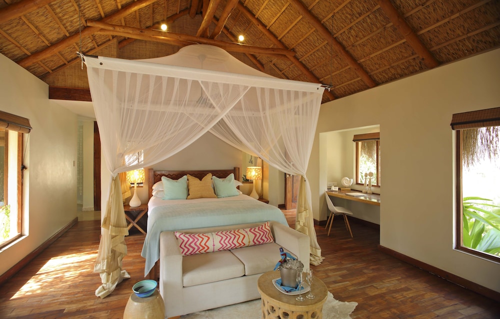 Infinity Beach Villas photo 2