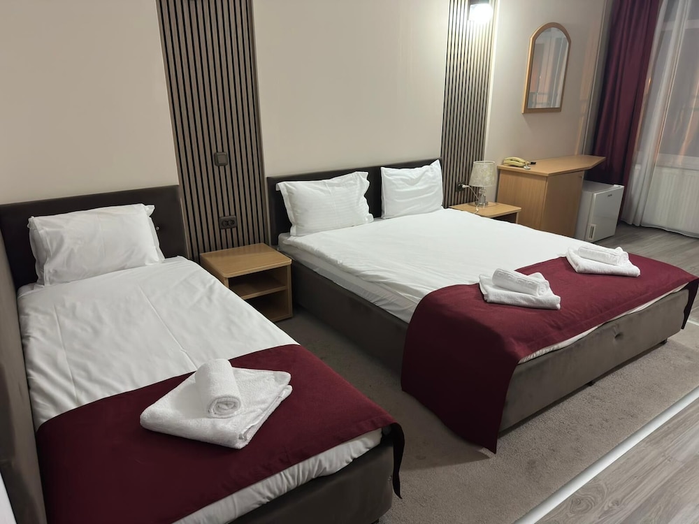 Family Triple Room photo 2