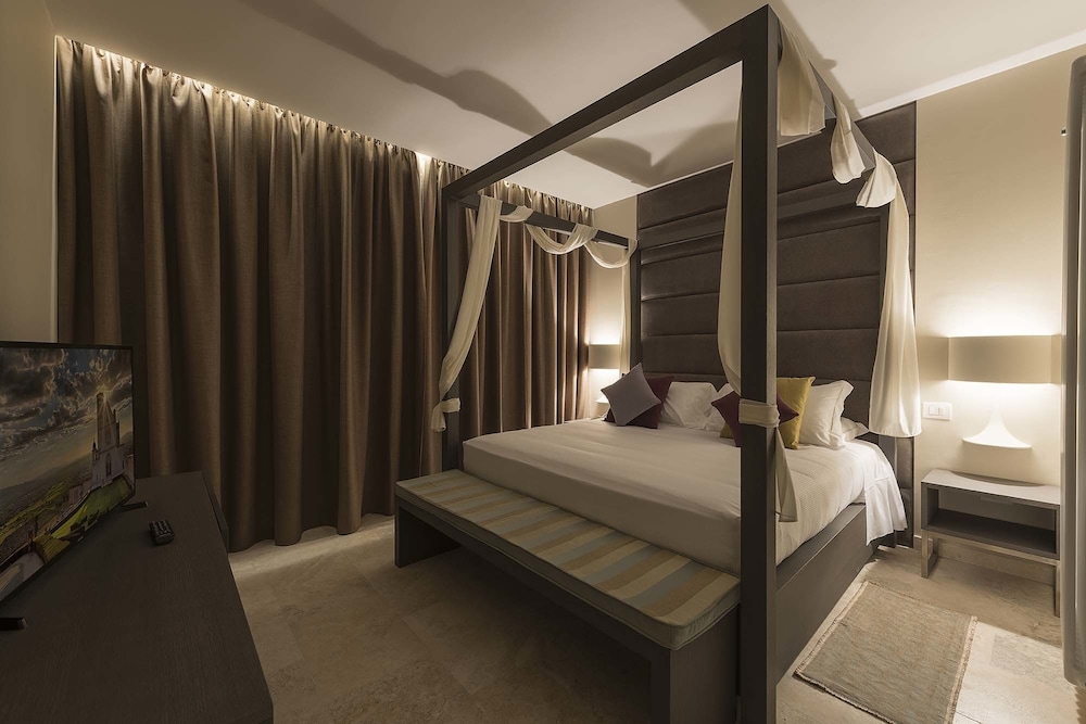 Executive Suite, 1 Queen Bed, Non Smoking photo 1