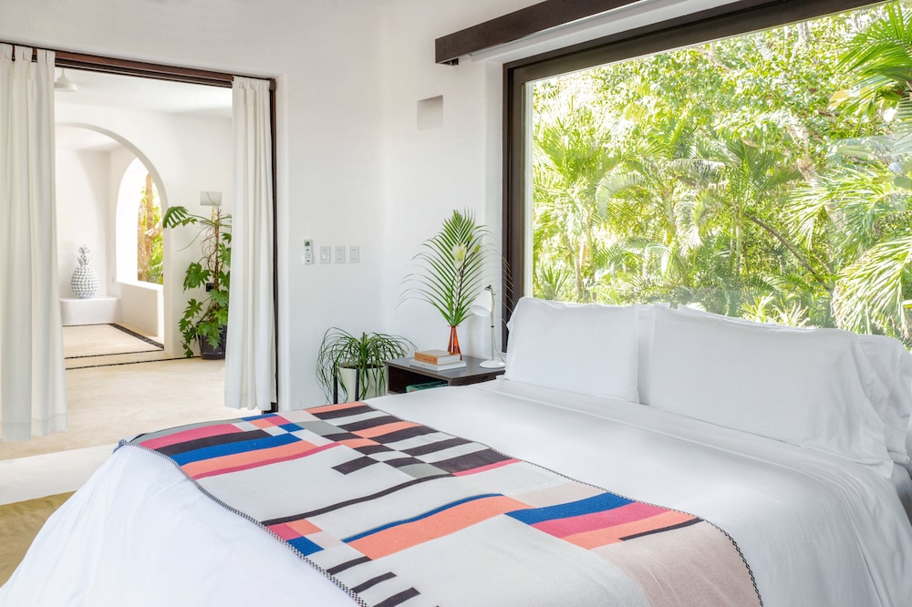 Suite (Master Jungle)