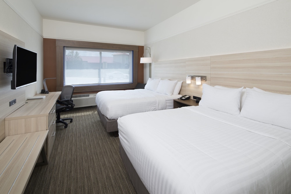 Suite, 2 Queen Beds - Photo 1
