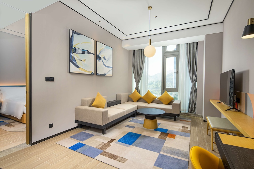 Business Suite, 1 King Bed