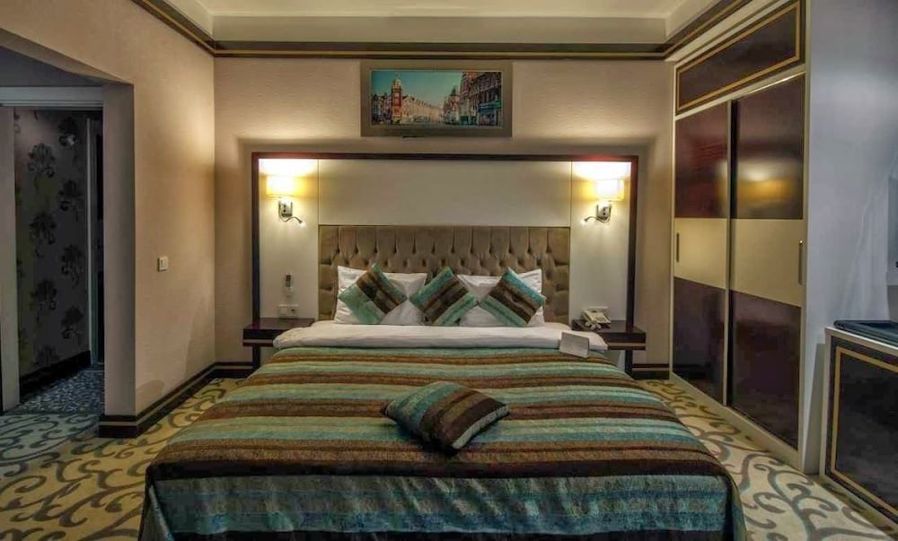 Suite photo 1
