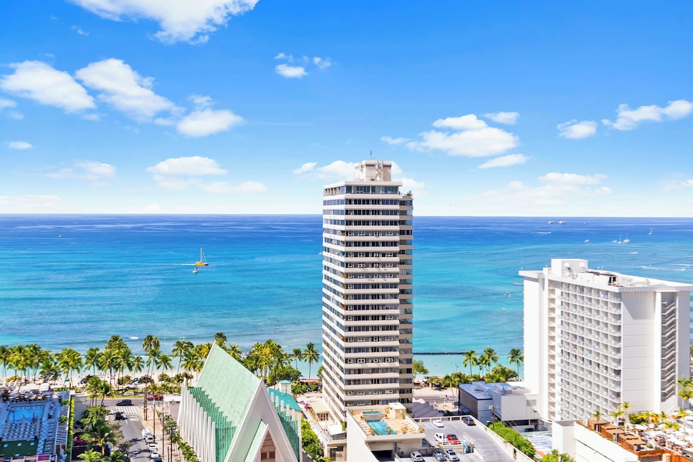 Premium Remodeled Condo with Ocean View and Parking: Premium Suite, 1 Bedroom, Air conditioning, Ocean View (0147) photo