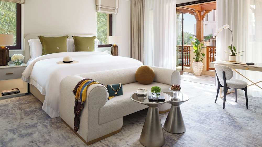 Luxury Villa, 2 Bedrooms (Malakiya)