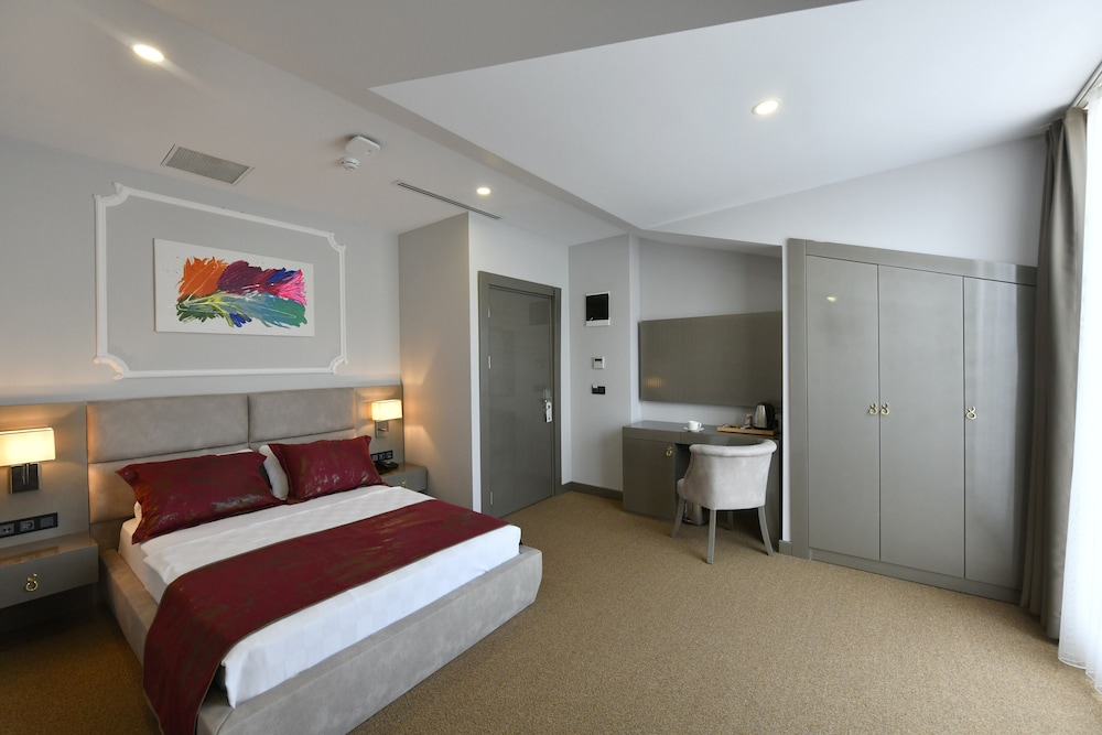 Junior Double Room, Lanai photo 1