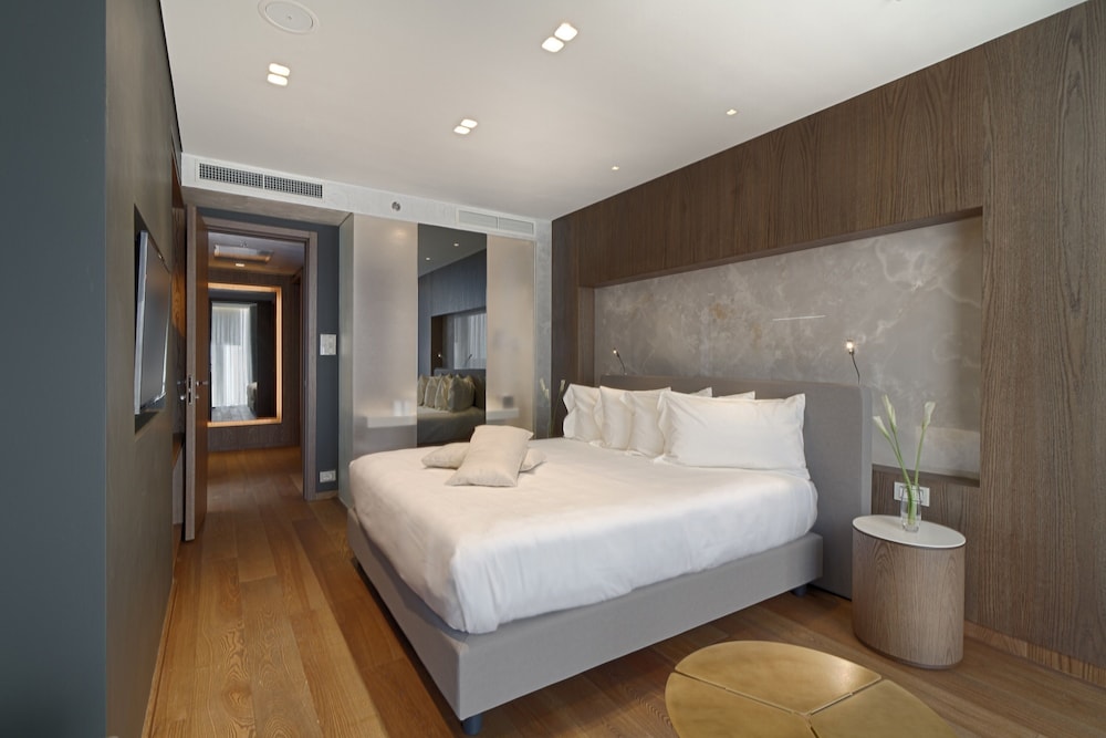 Suite, 1 Bedroom, City View