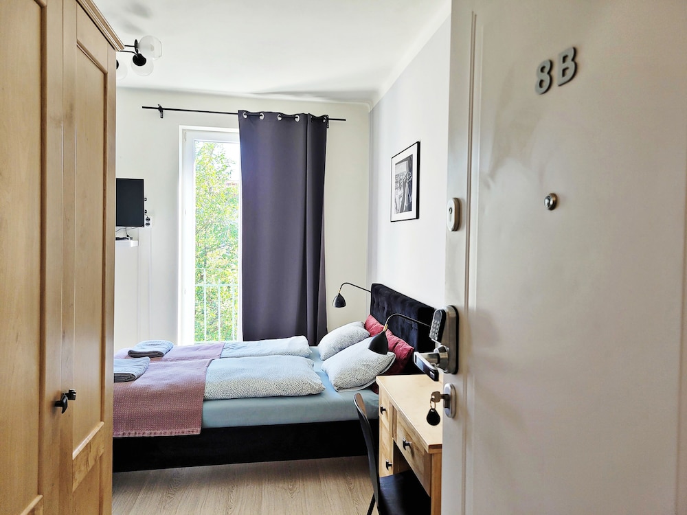 Standard Studio Suite, 1 Double Bed, Courtyard View