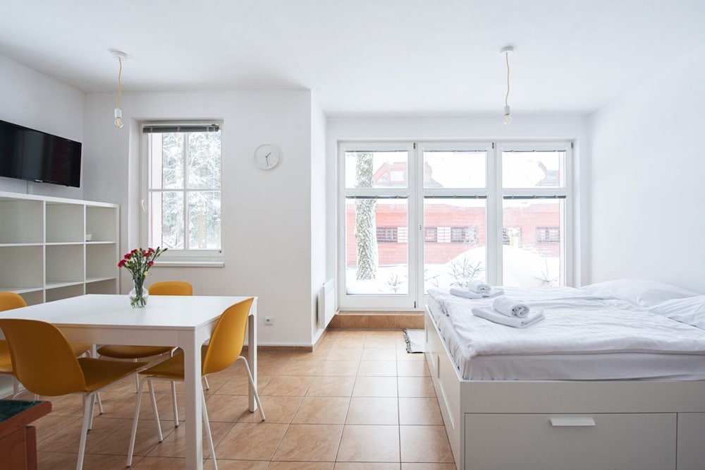 Apartment photo 1